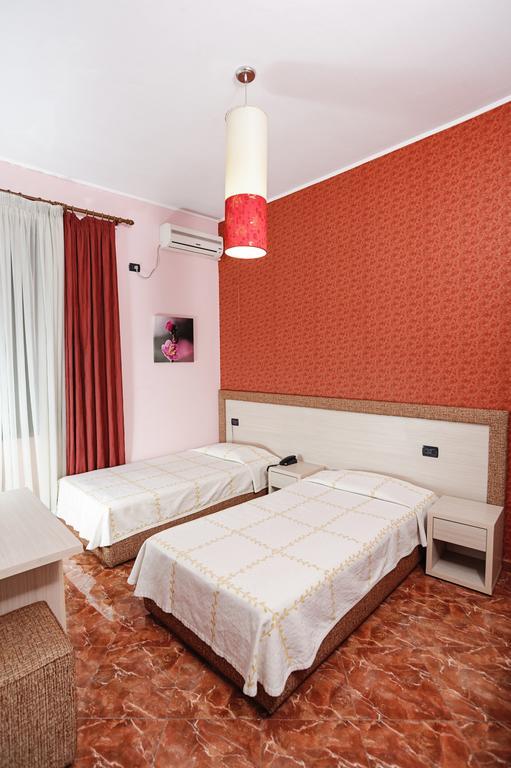 Hotel Serenity Tirana Exterior foto